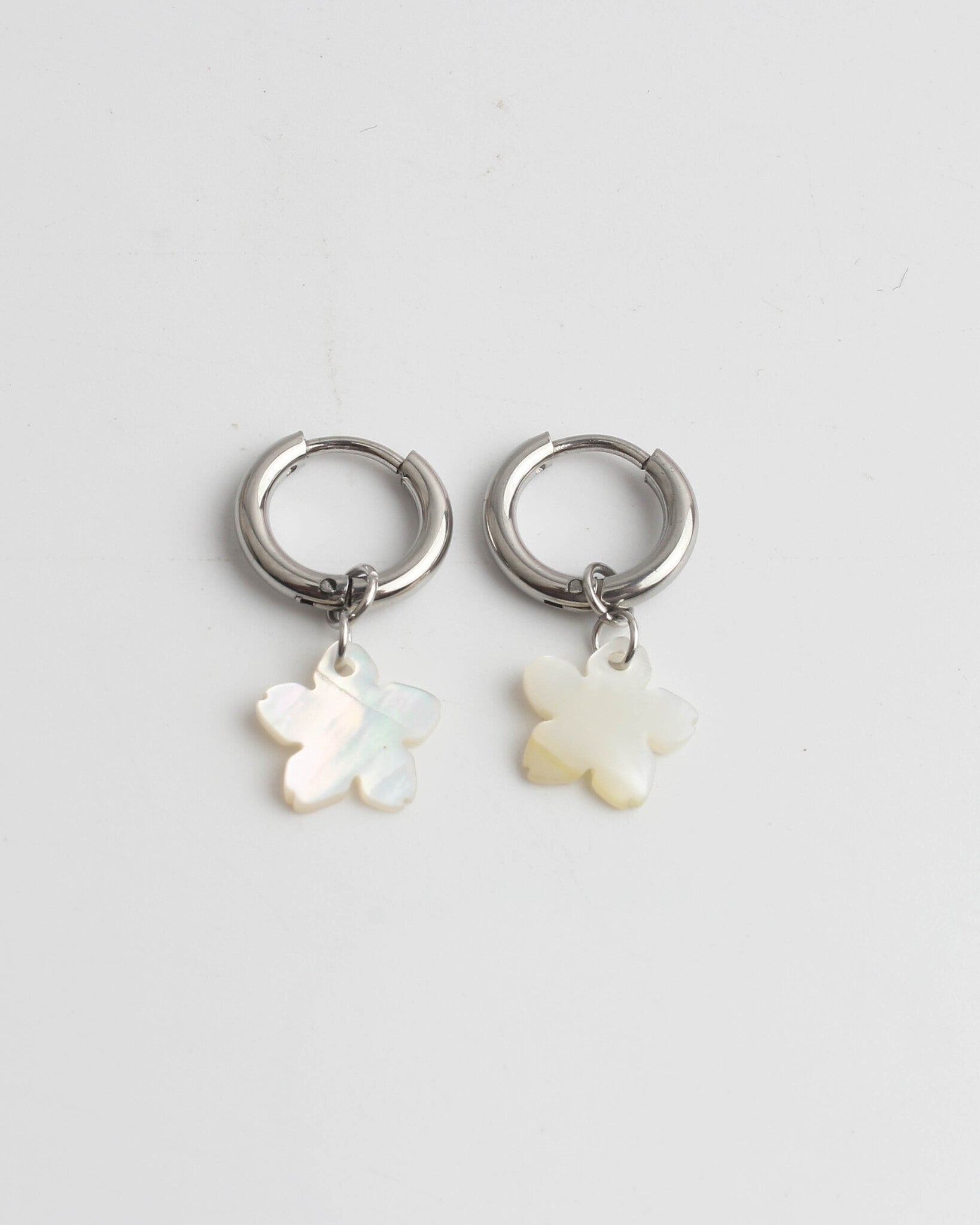 Concha Flor - Pendientes - Acero inoxidable