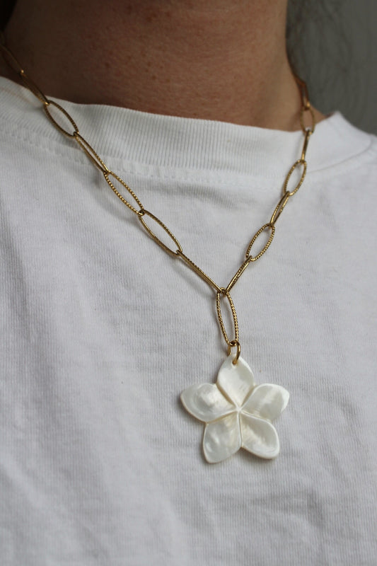 Big White Flower- Collar - Acero inoxidable